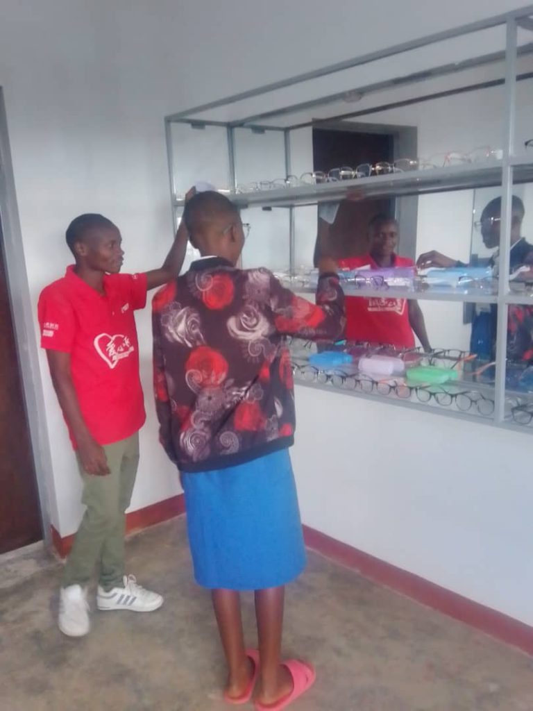 WhatsApp Image 2025-12-12 at 15.40.43